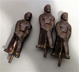 VINTAGE ALL BRASS NINE MENS MORRIS GAME - COMPLETE WITH ALL PIECES - VINTAGE GAM